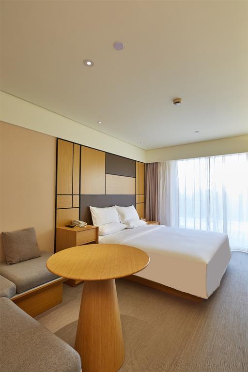 JI Hotel Shanghai Lujiazui Bagian luar foto