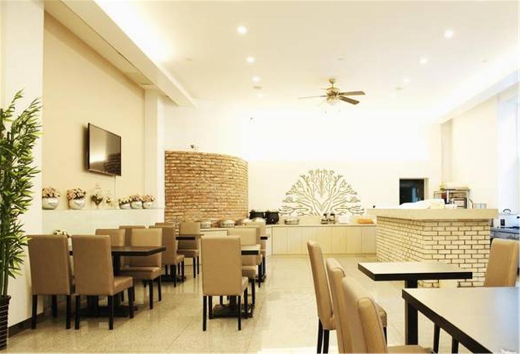 JI Hotel Shanghai Lujiazui Bagian luar foto